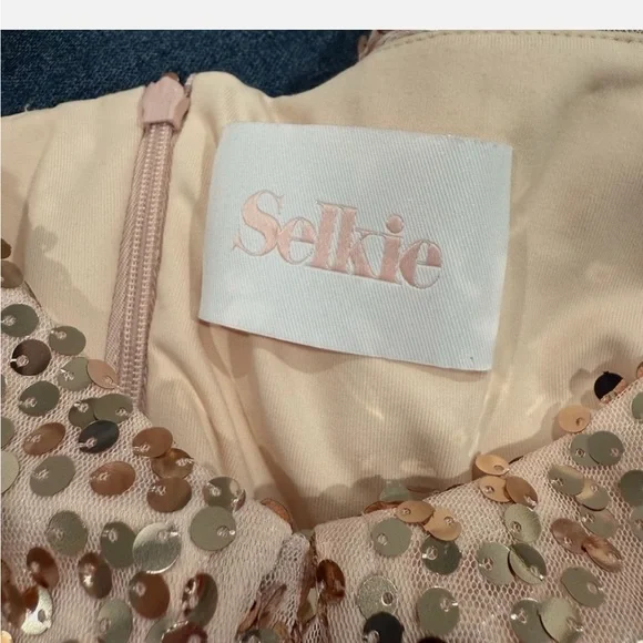 🎀 Selkie Dress Princess Maxi Gown in Pink Sequins 🍬 - Picture 2 of 2